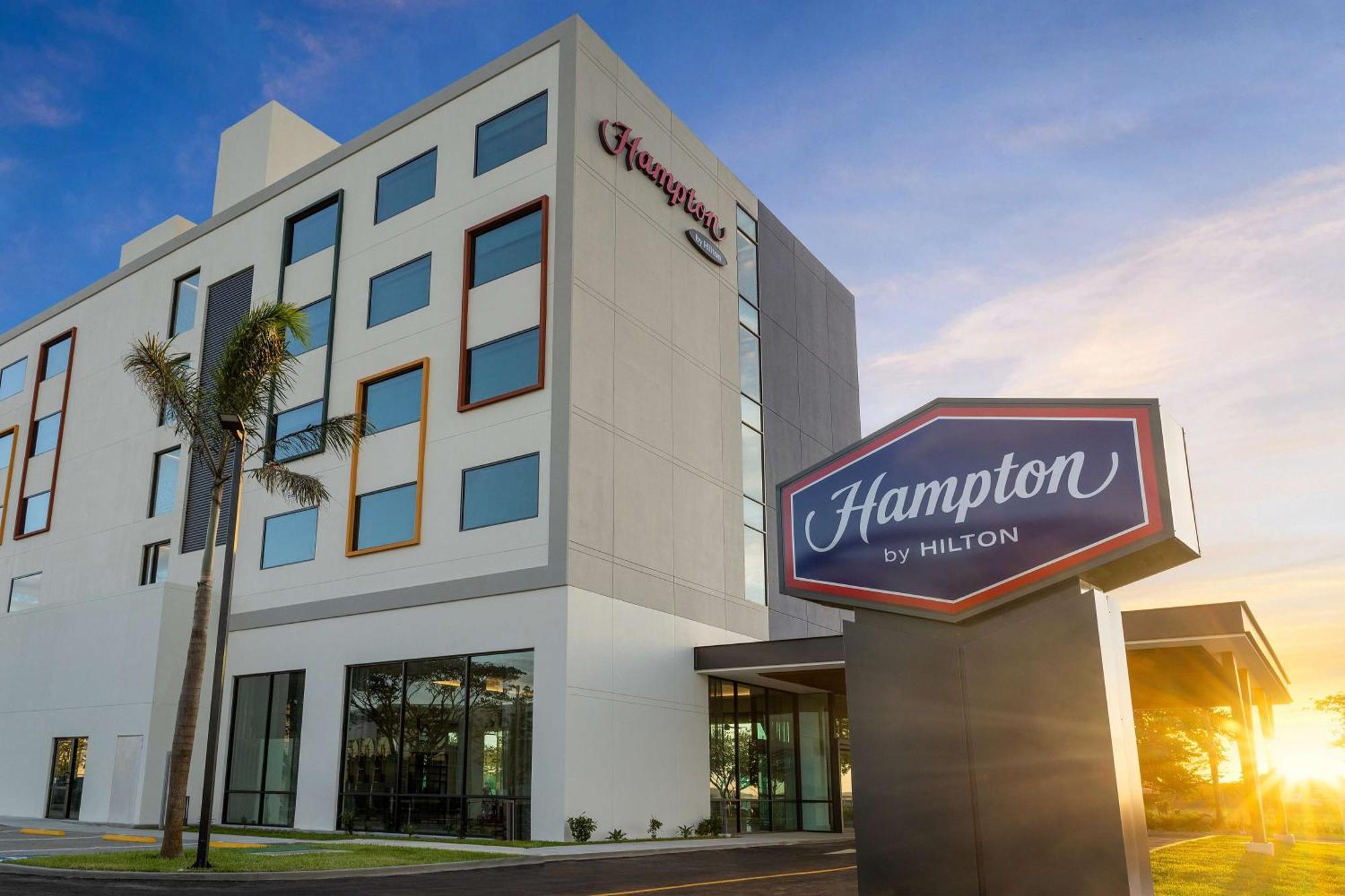 Hampton By Hilton Guanacaste Airport Otel Liberia Dış mekan fotoğraf