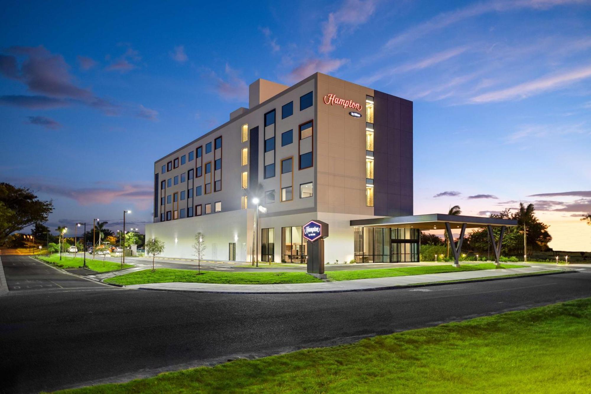 Hampton By Hilton Guanacaste Airport Otel Liberia Dış mekan fotoğraf